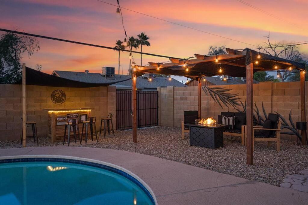 Modern Tempe Home With Heated Pool, Asu Exteriör bild